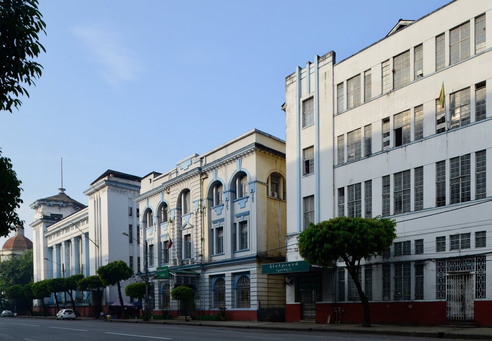 Pansodan Street, Yangon, including Chartered Bank, Palmer &amp; Turner, 1939–41.